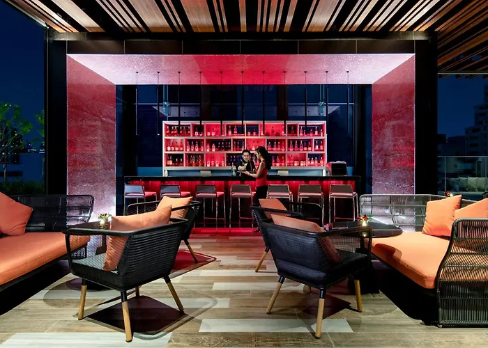 Novotel Sukhumvit 4 Hotel 4*