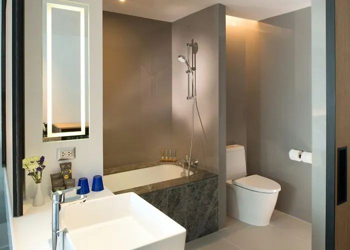 Hotel Novotel Sukhumvit 4 4*