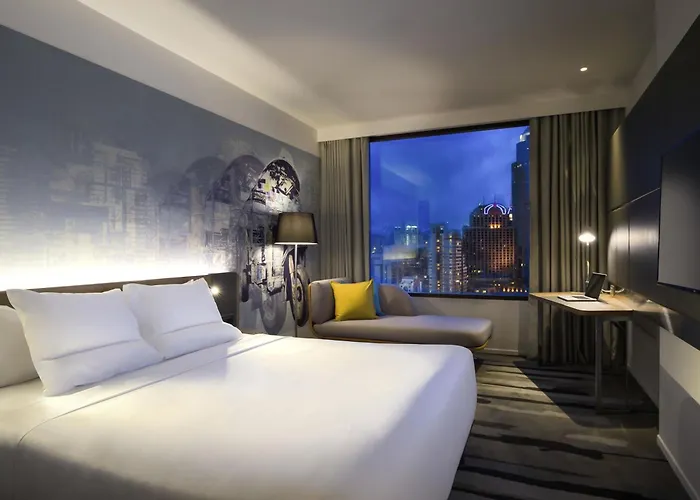 Novotel Sukhumvit 4 Hotel