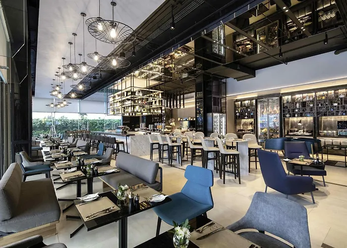 Novotel Sukhumvit 4 Hotel 4*