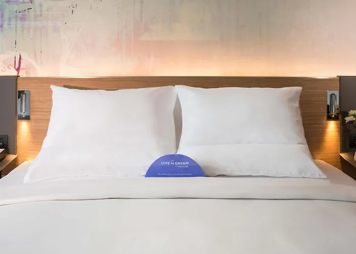 ホテル ノボテル バンコク スクンビット 4 4*